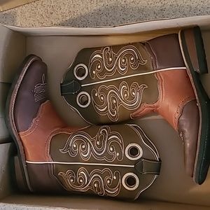 Woman's western cowgirl boots